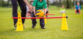 洛杉矶道奇队大谷翔平单场 6 打数 6 安打，包括两支超过 450 英尺的本垒打