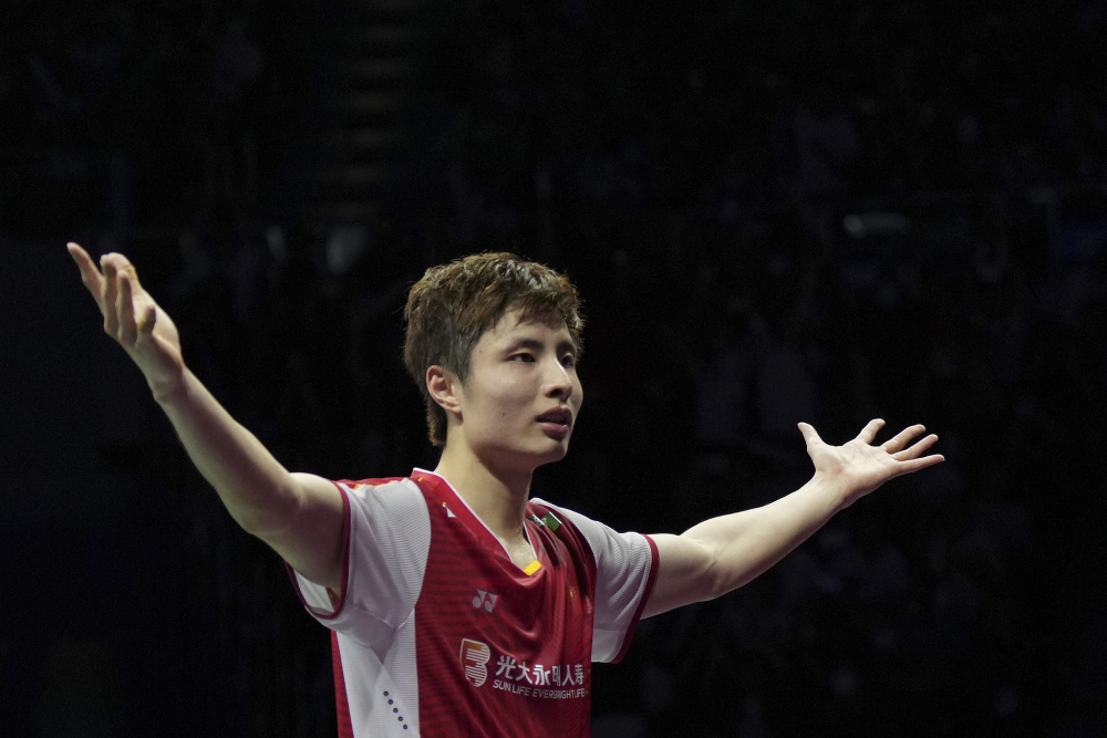 具有雄厚实 具有雄厚实